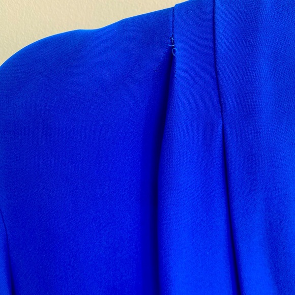 Elie Tahari Judith Long-Sleeve V-Neck Silk Blouse - Picture 8 of 8